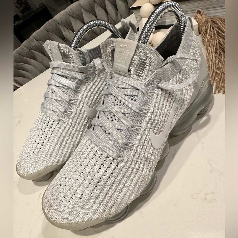 Air Vapormax Flyknit women’s 7.5